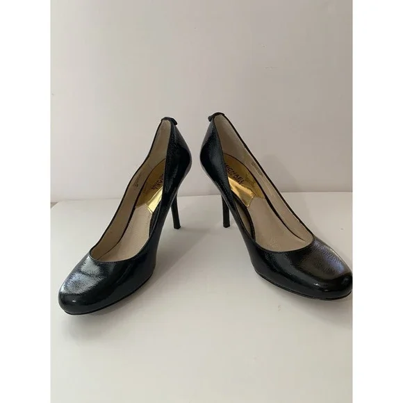 Michael Kors | Shoes | Michael Michael Kors Black Patent Leather Round Toe  Womens 9m Pumps | Poshmark